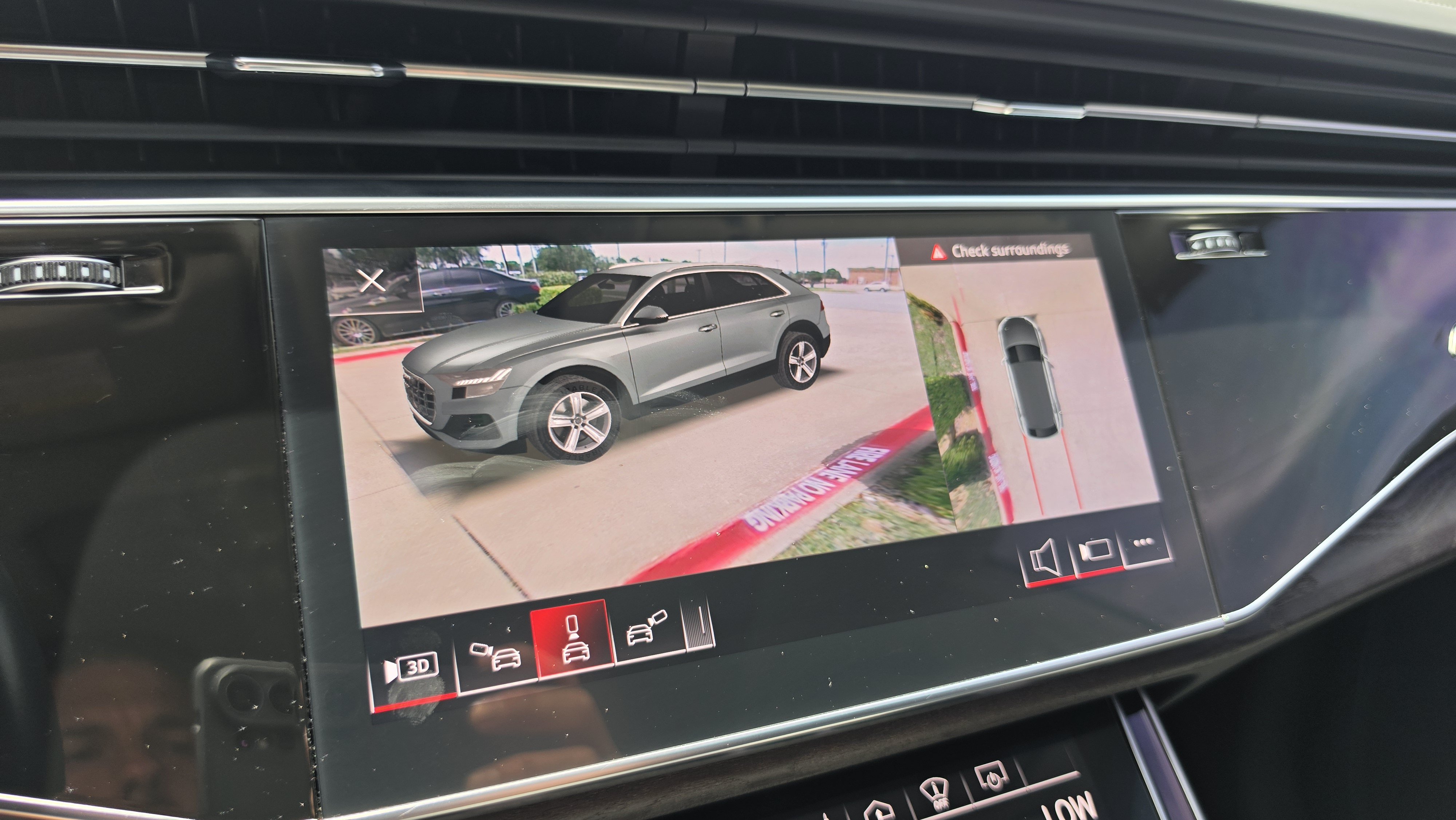 Used 2019 Audi Q8 Prestige w/ Luxury Package AWD/4WD image 42