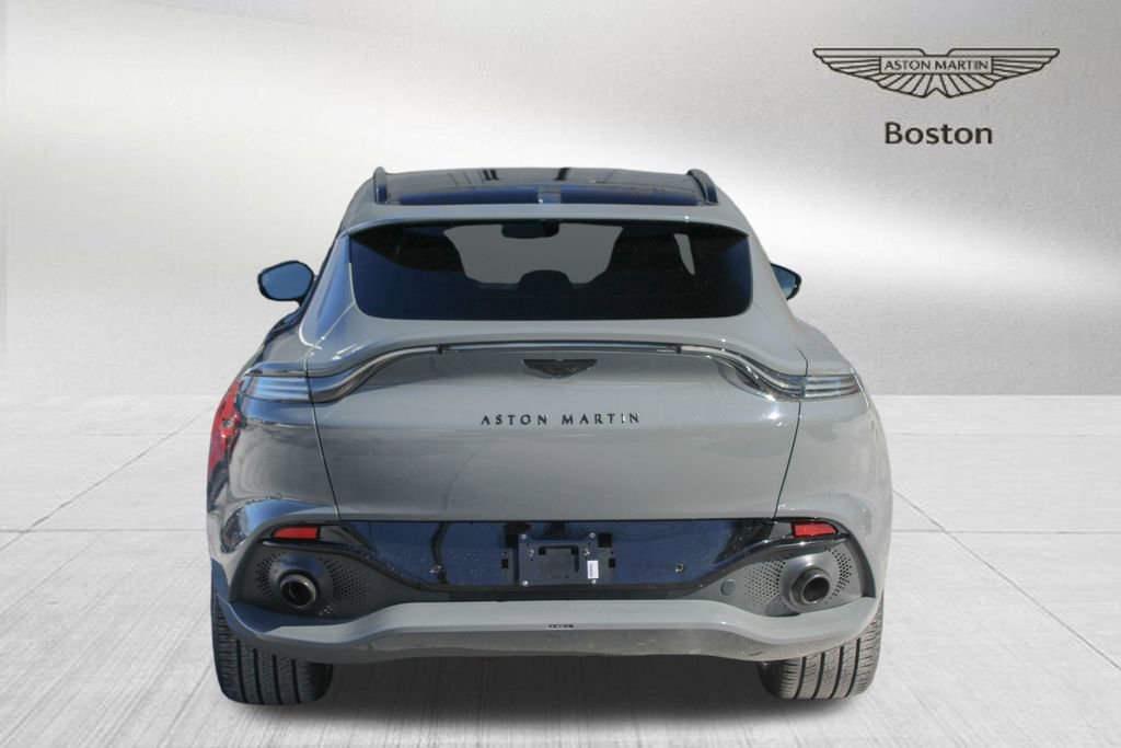 Used 2022 Aston Martin DBX image 3