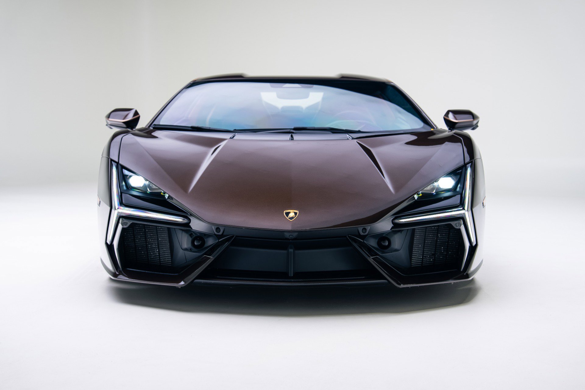 Used 2025 Lamborghini Revuelto image 4