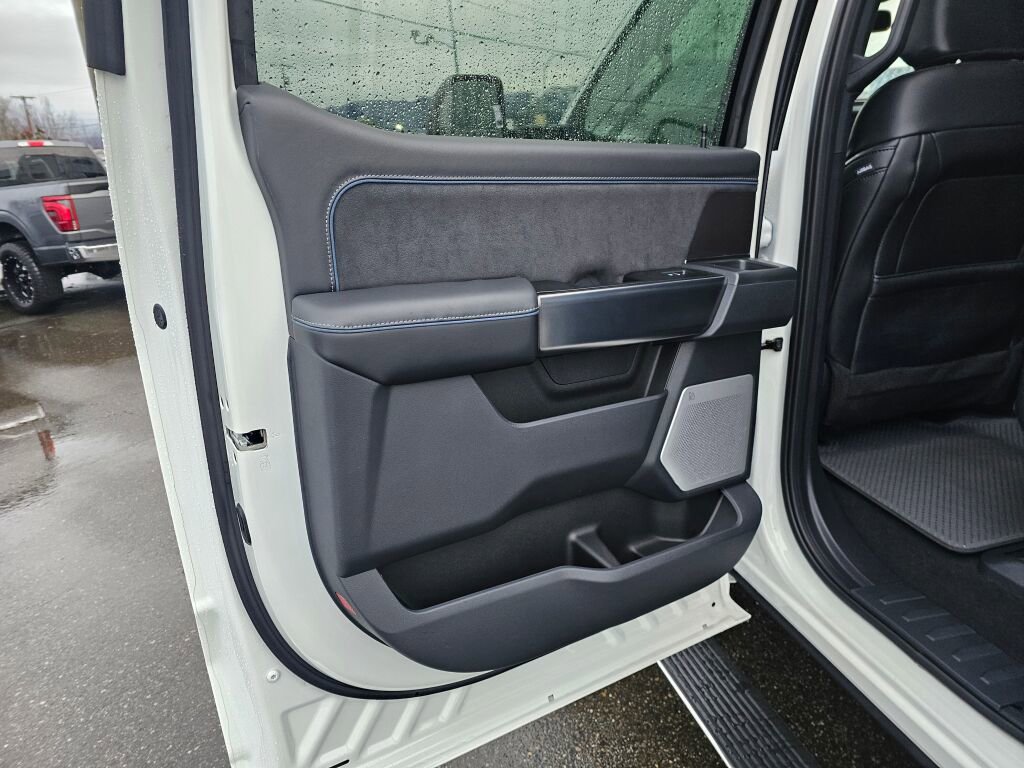 New 2026 Ford F250 Platinum image 8