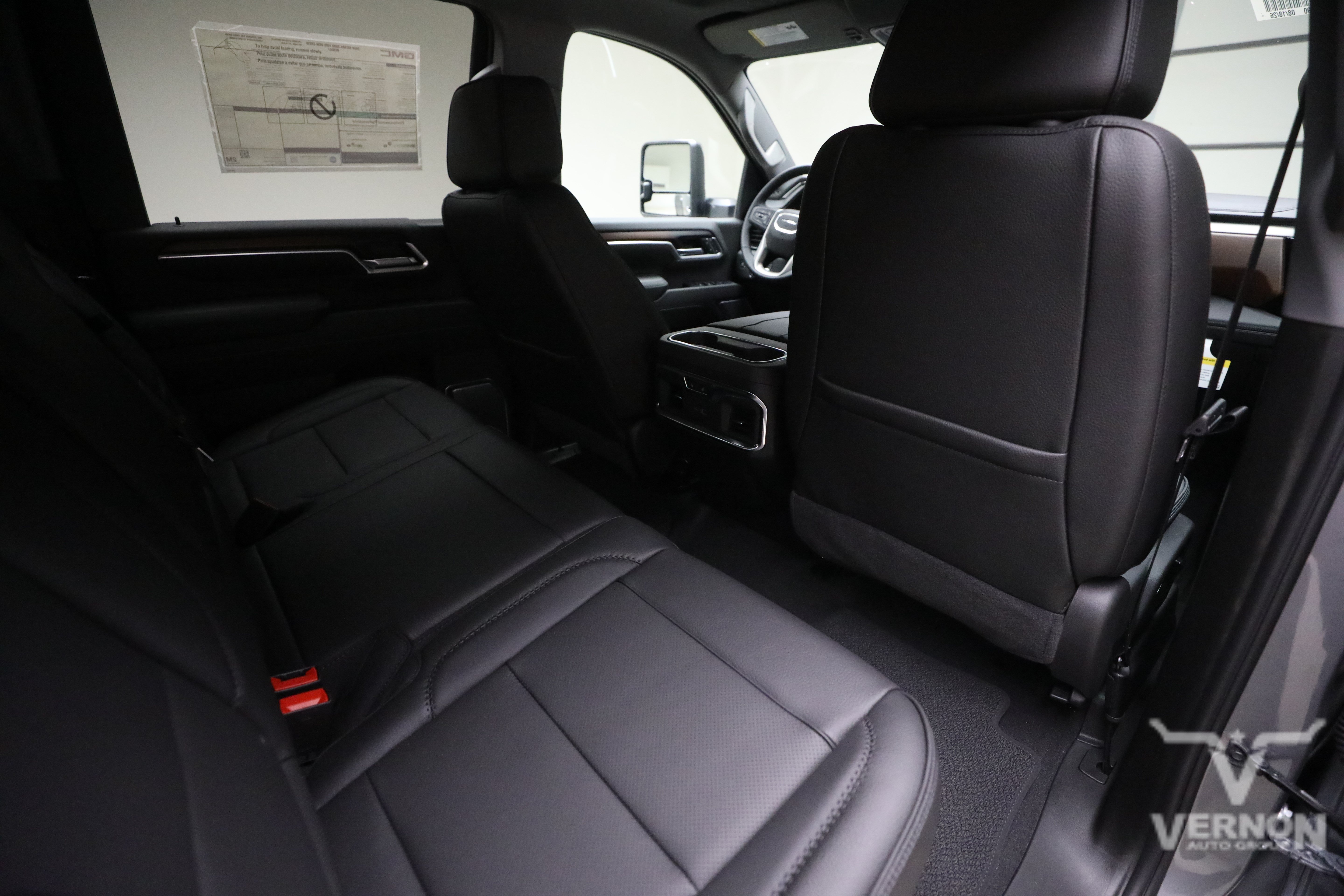 New 2026 GMC Sierra 3500 Denali w/ Technology Package AWD/4WD image 18