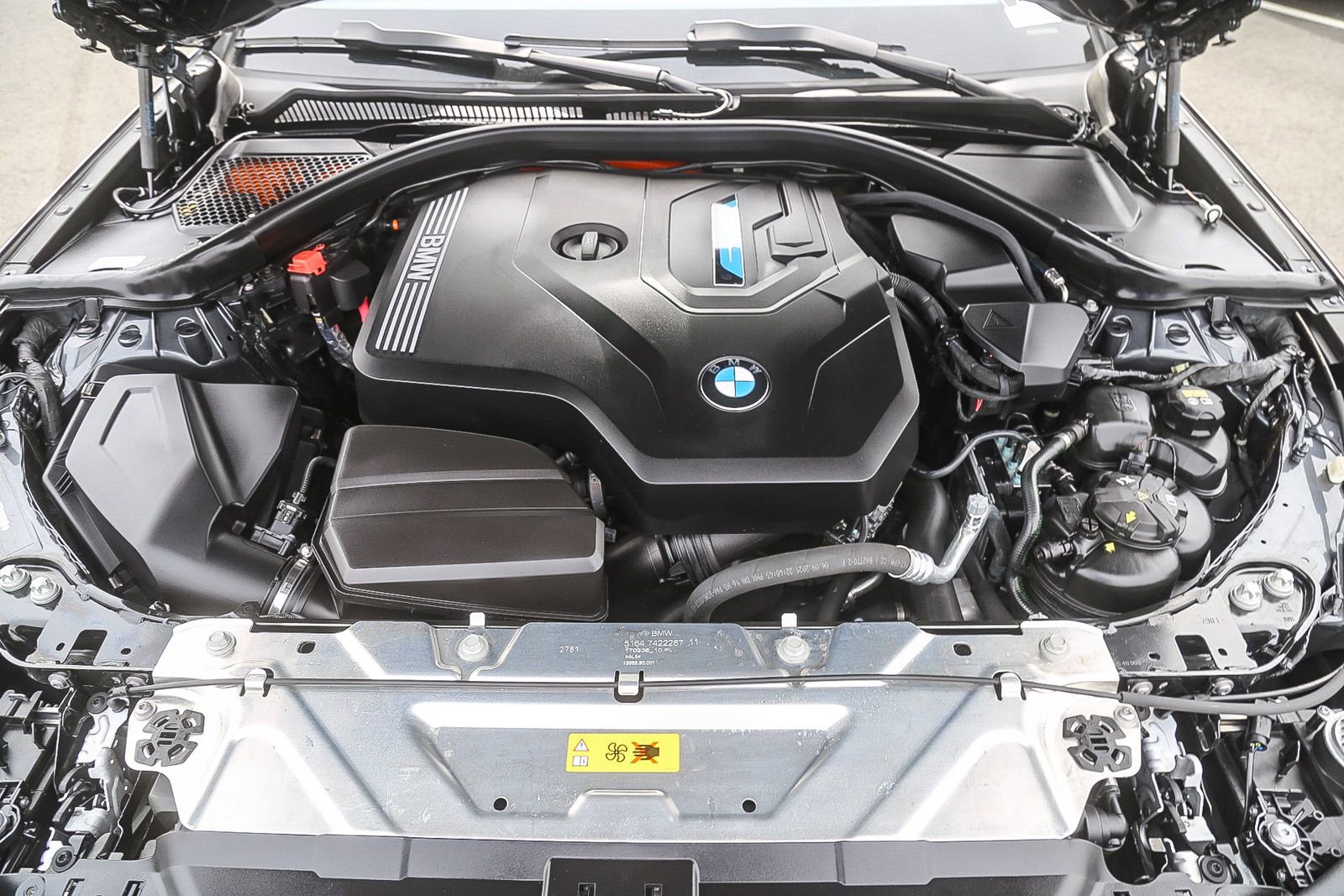 Used 2022 BMW 330e xDrive w/ M Sport Package image 29