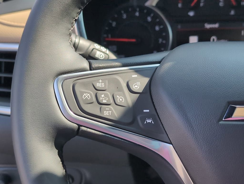 Used 2023 Chevrolet Equinox Premier AWD/4WD image 28