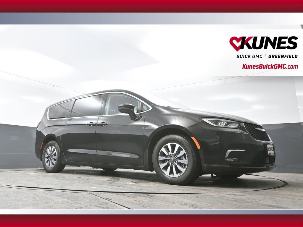 Used 2024 Chrysler Pacifica Limited FWD image 48