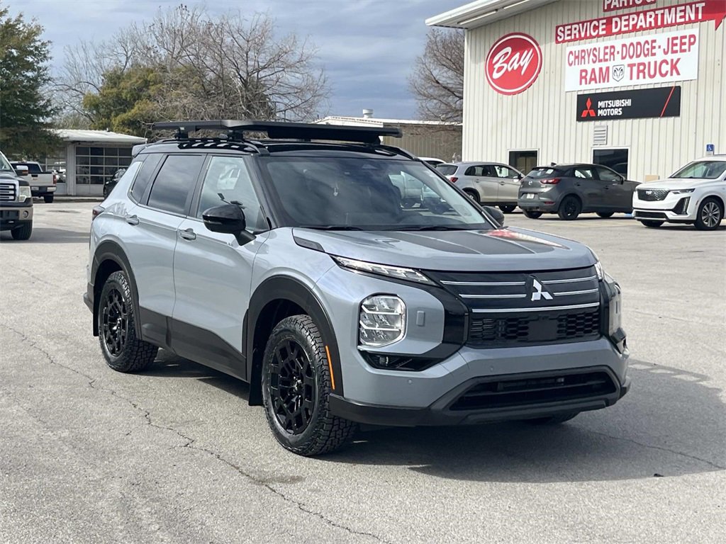 New 2026 Mitsubishi Outlander Trail Edition image 7