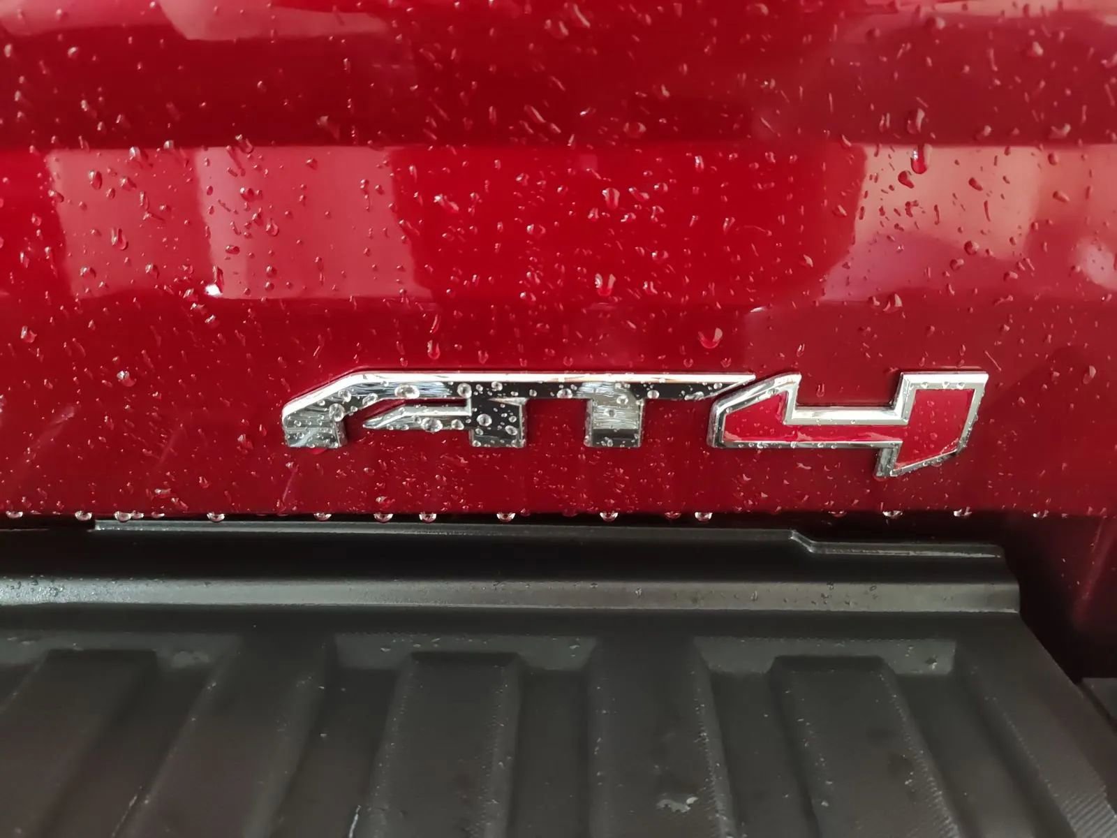 Used 2022 GMC Canyon AT4 w/ Trailering Package image 16