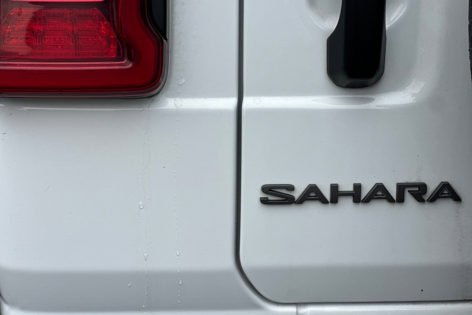 Used 2025 Jeep Wrangler Sahara image 50