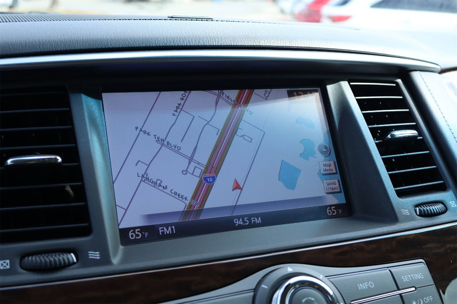 Used 2017 Nissan Armada Platinum w/ Captain Seat Package image 27