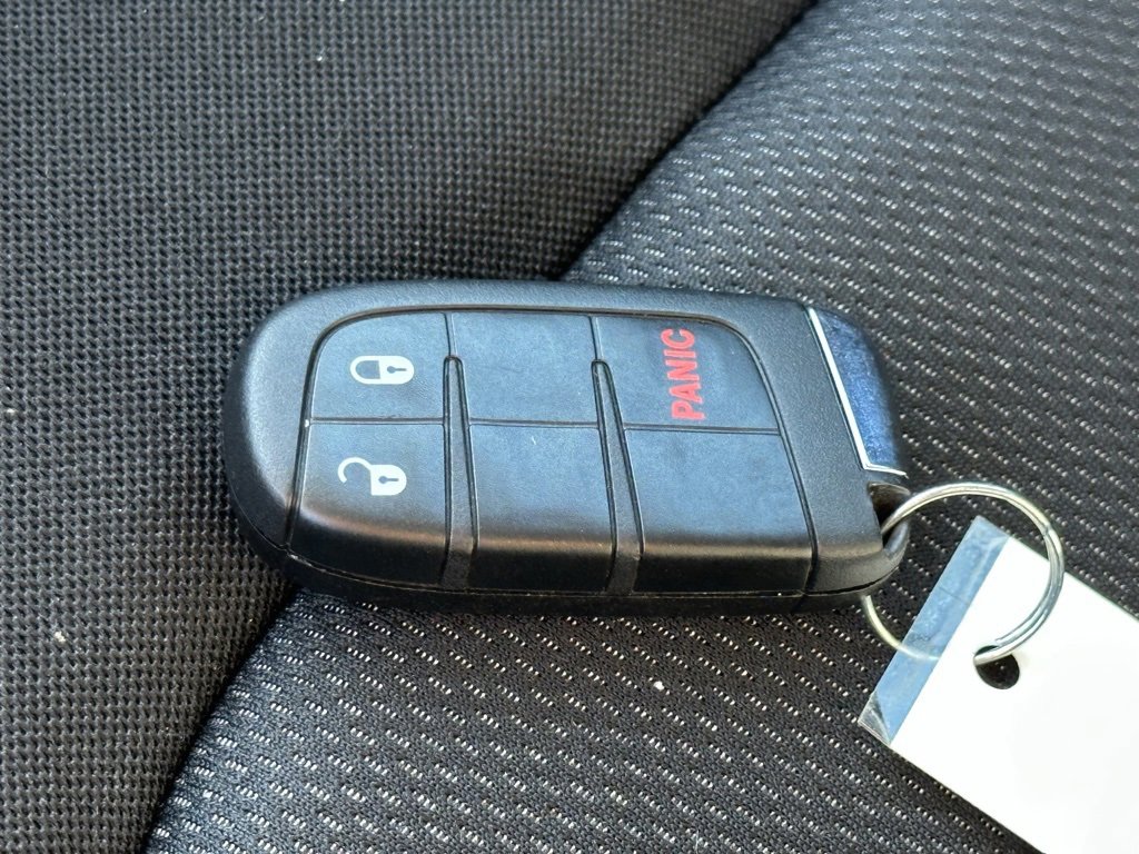 Used 2019 Jeep Renegade Sport w/ Sport Appearance Group image 28