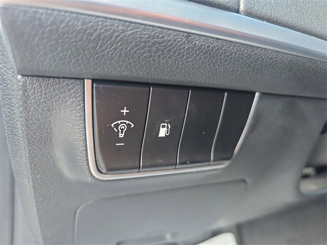 Used 2018 Kia Stinger image 30