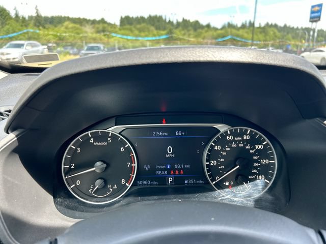 Used 2024 Nissan Altima 2.5 SV FWD image 11