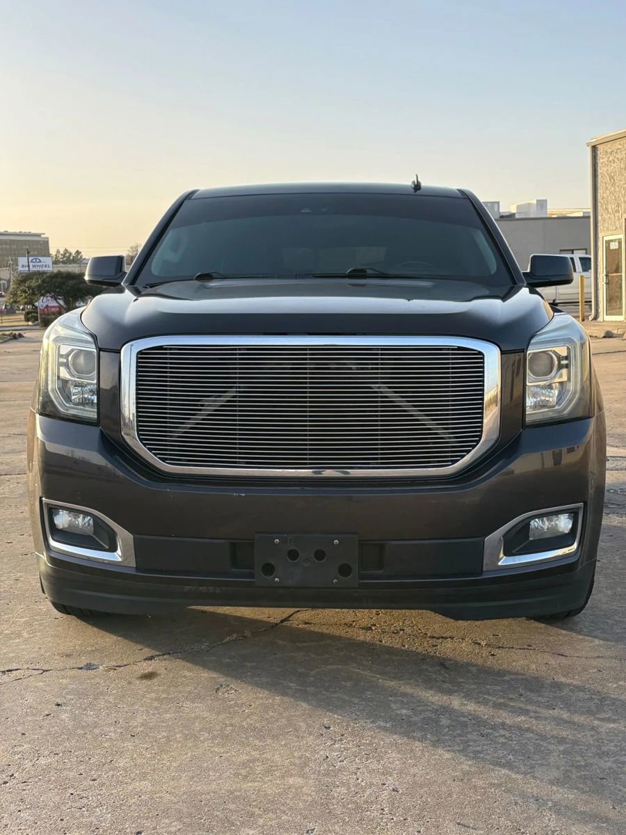 Used 2015 GMC Yukon Denali w/ Touring Package image 1