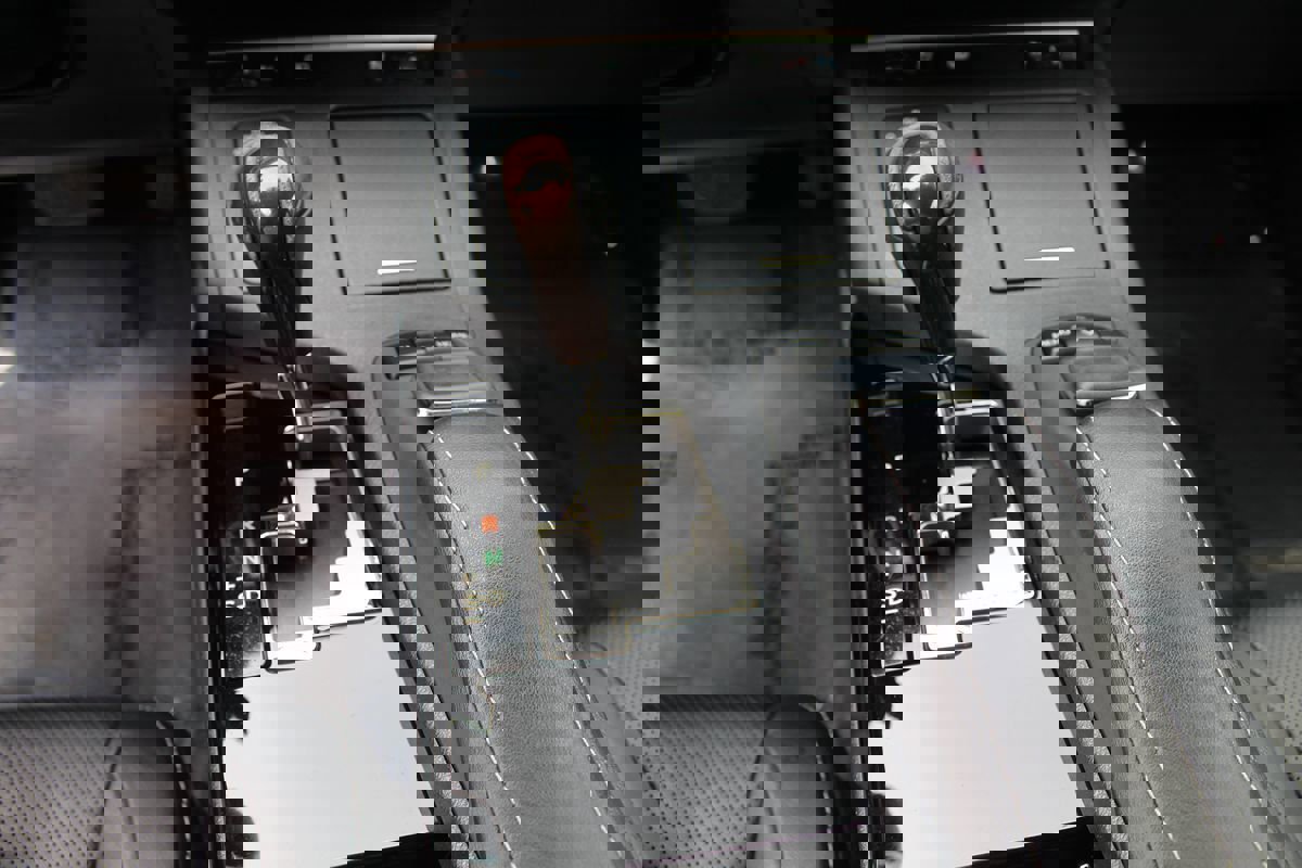 Used 2015 Lexus ES 350 w/ Luxury Package image 25