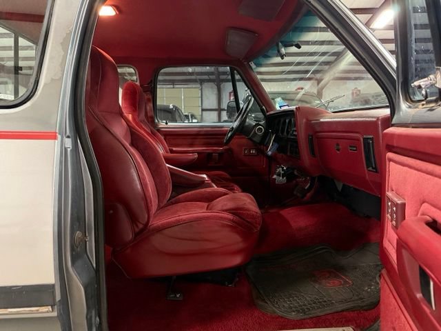 Used 1993 Dodge D/W Truck 150 RWD image 11
