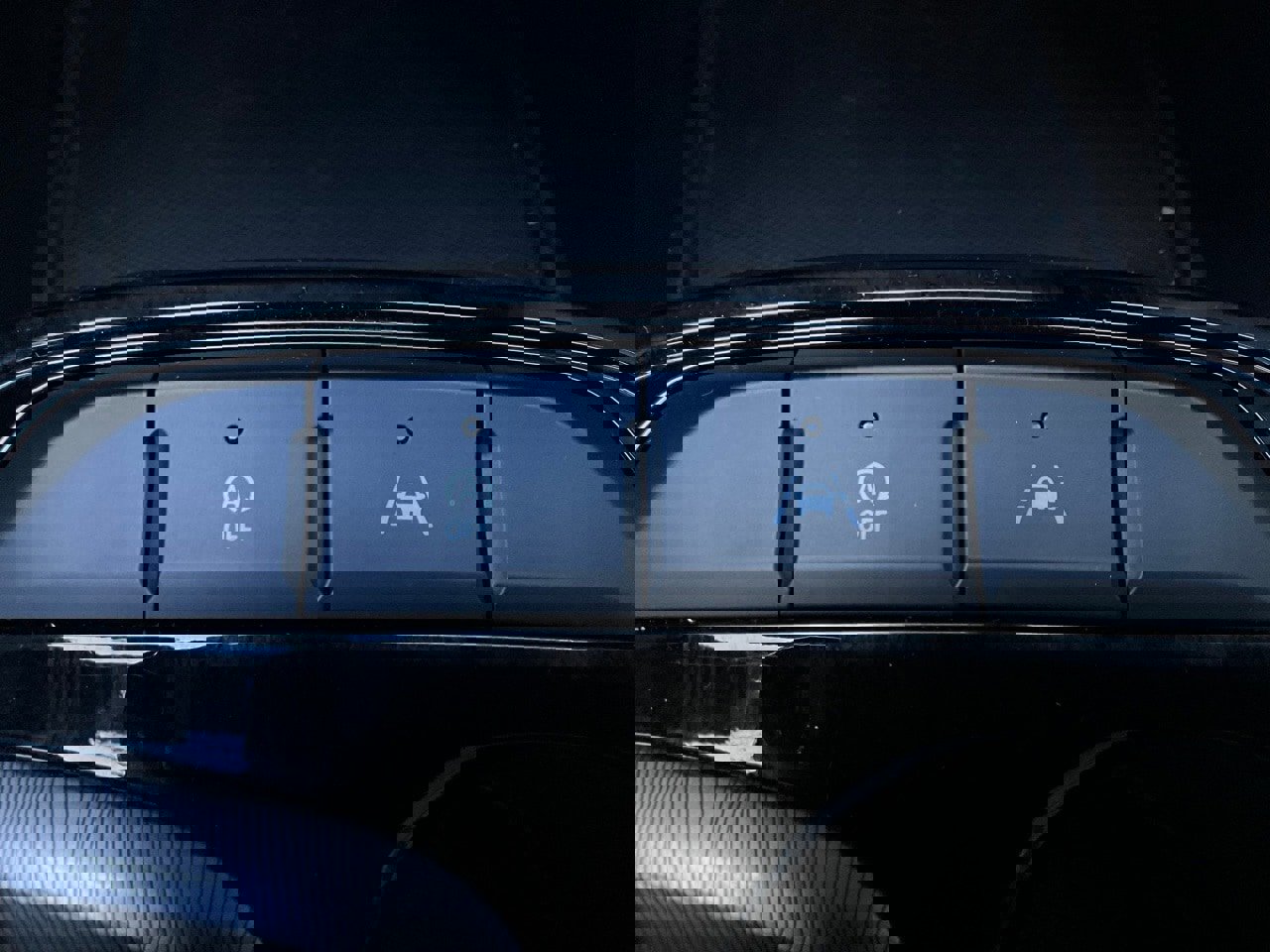 Used 2025 Buick Envista Sport Touring image 23