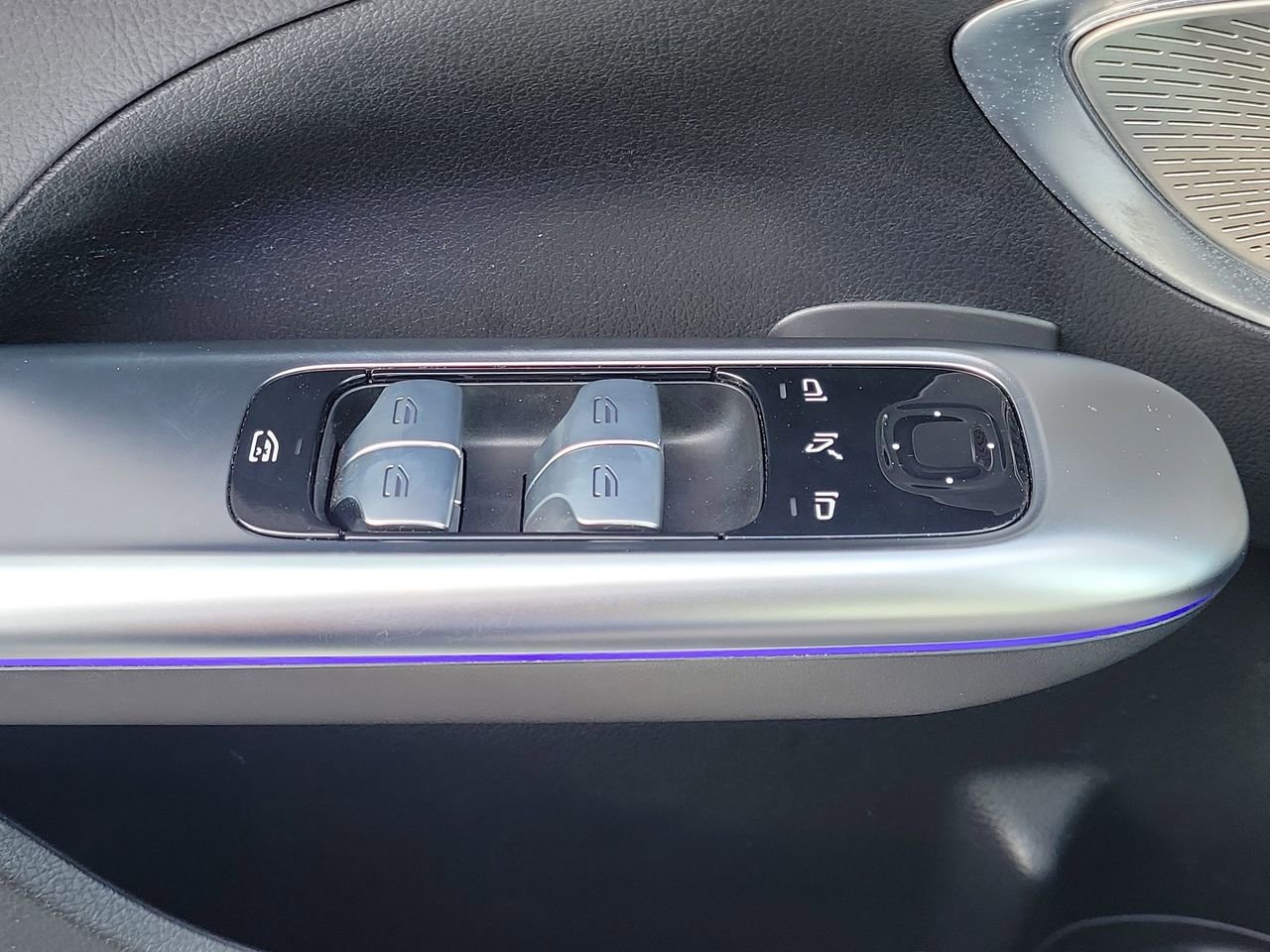 Certified 2022 Mercedes-Benz C 300 Sedan image 27