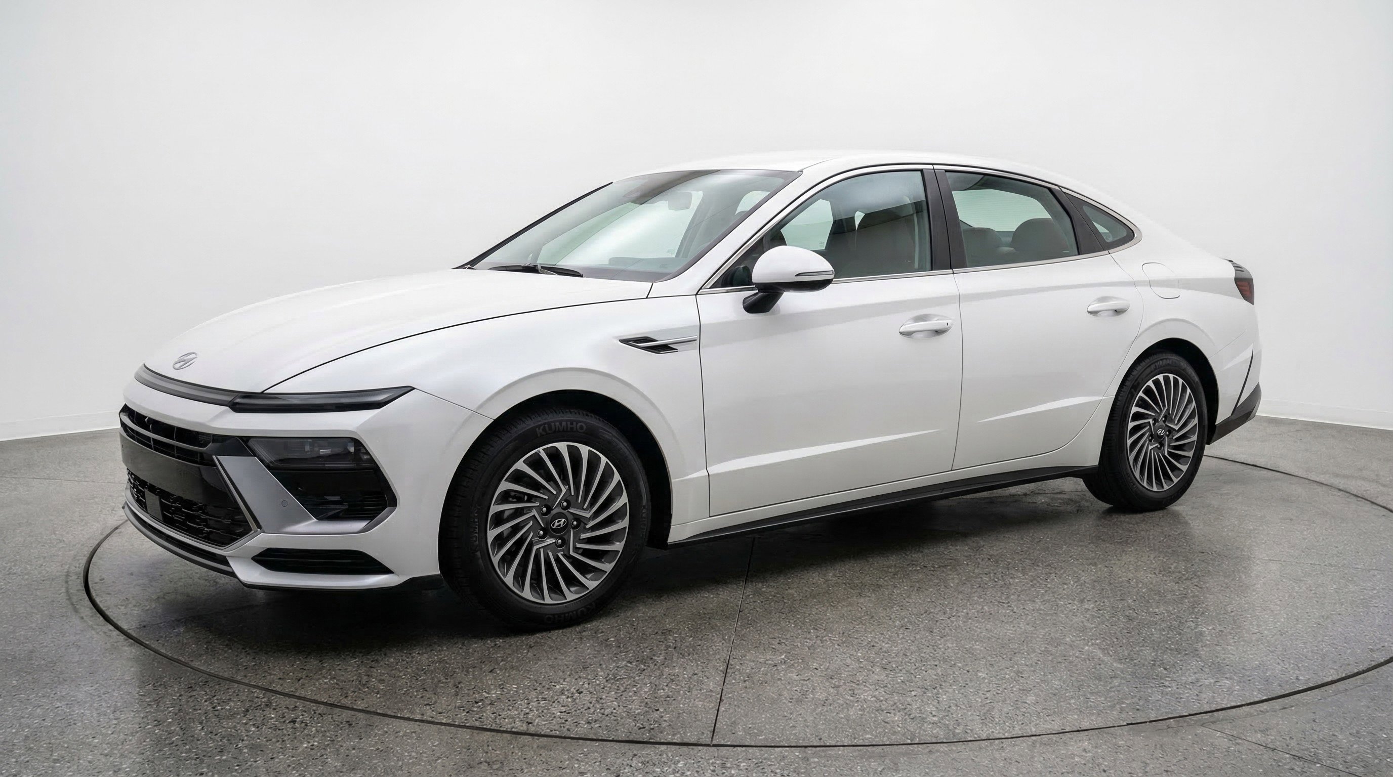 Used 2025 Hyundai Sonata SEL image 3