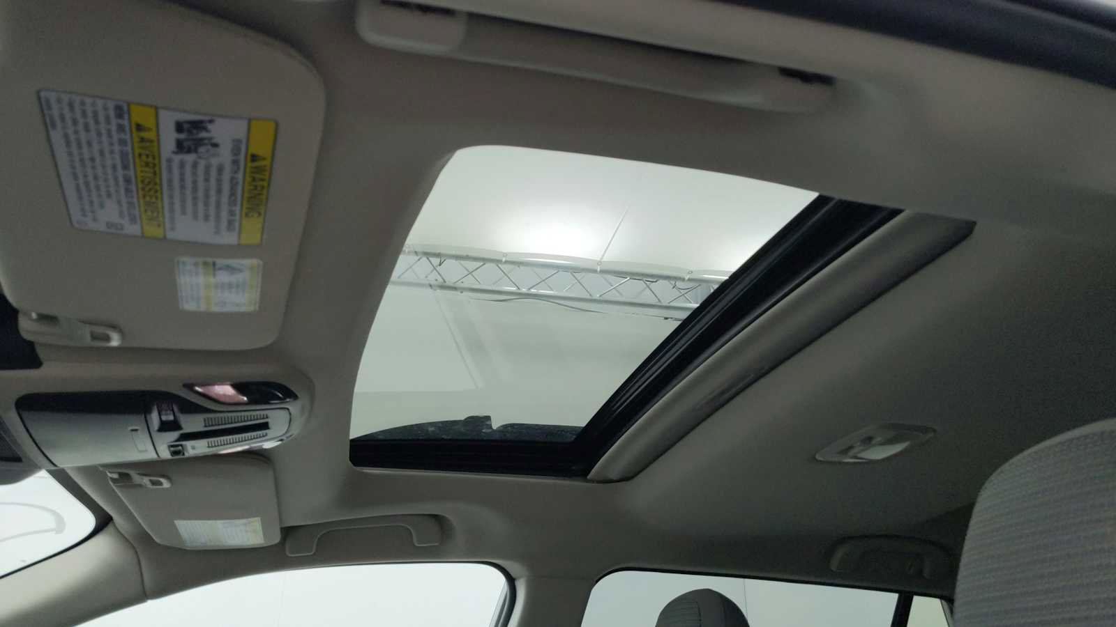 Used 2025 Subaru Outback Premium w/ Popular Package #1A image 15