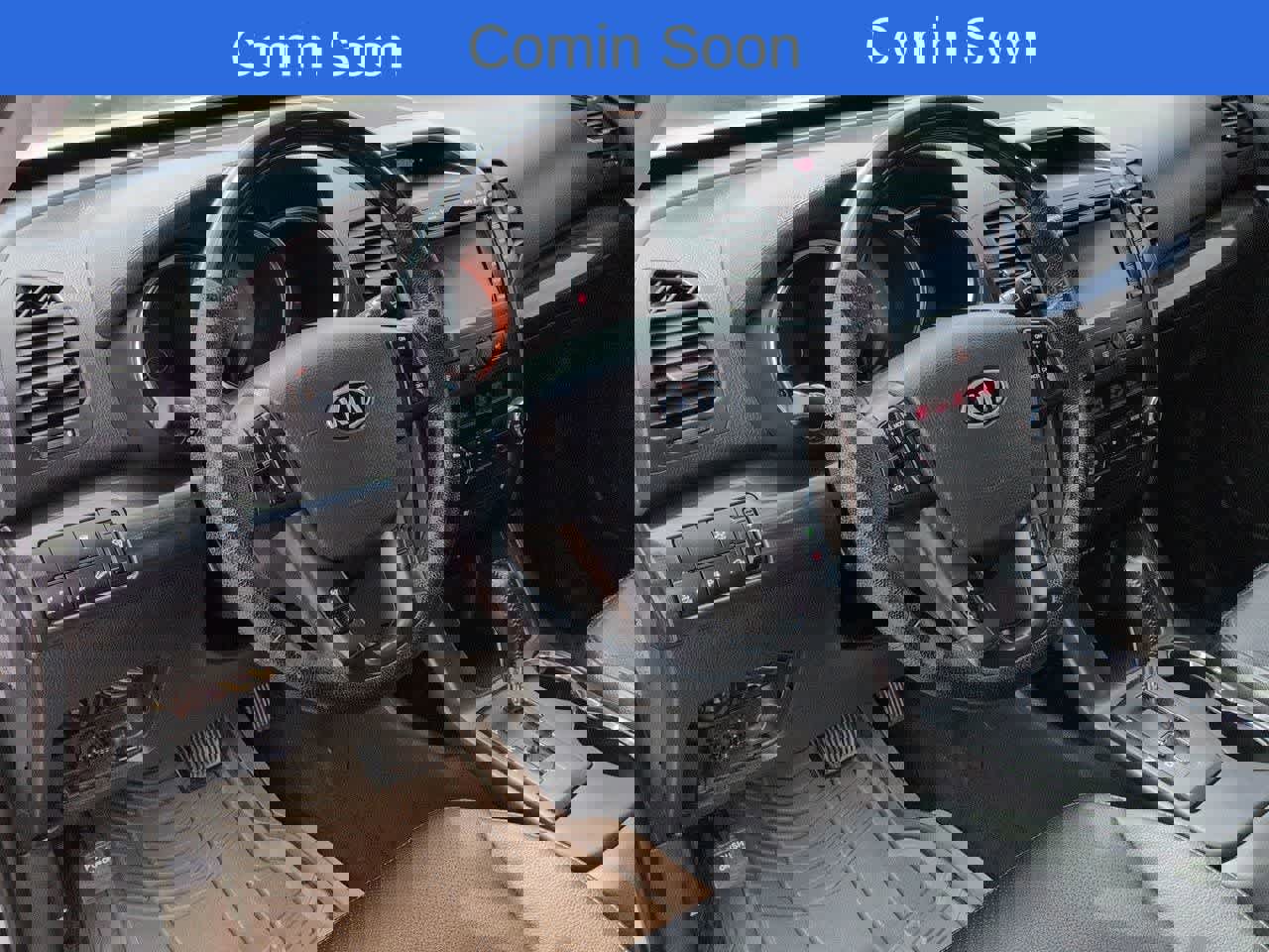 Used 2013 Kia Sorento SX w/ SX Premium Pkg image 2