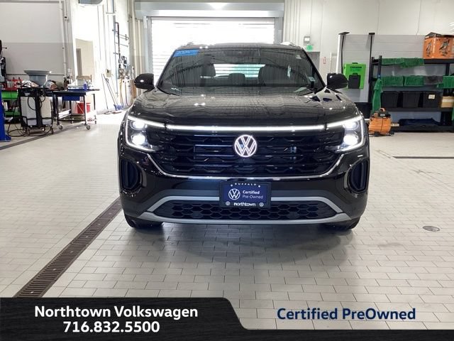 Certified 2024 Volkswagen Atlas Cross Sport SE AWD/4WD image 4