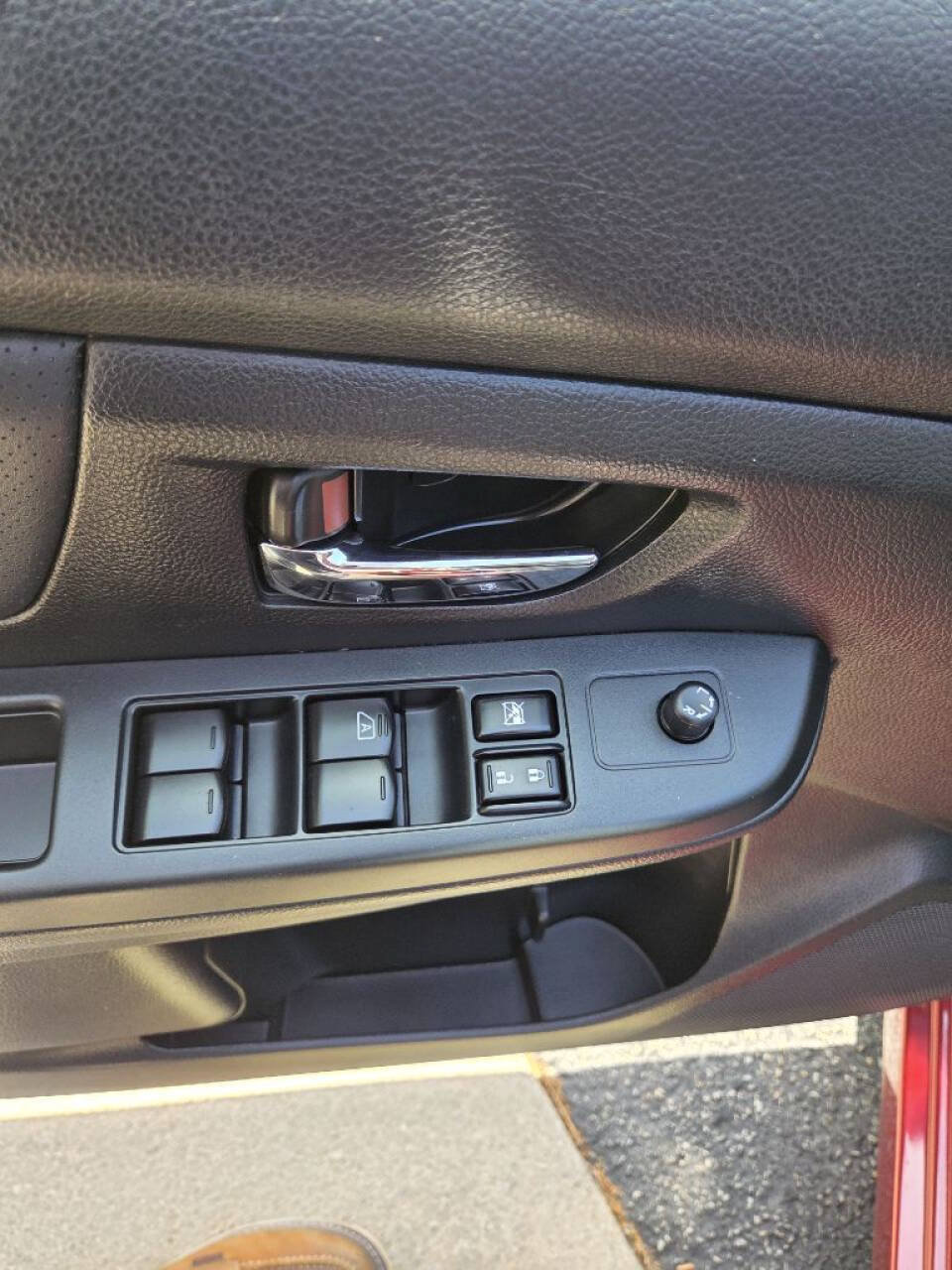 Used 2013 Subaru Impreza 2.0i Limited AWD/4WD image 11