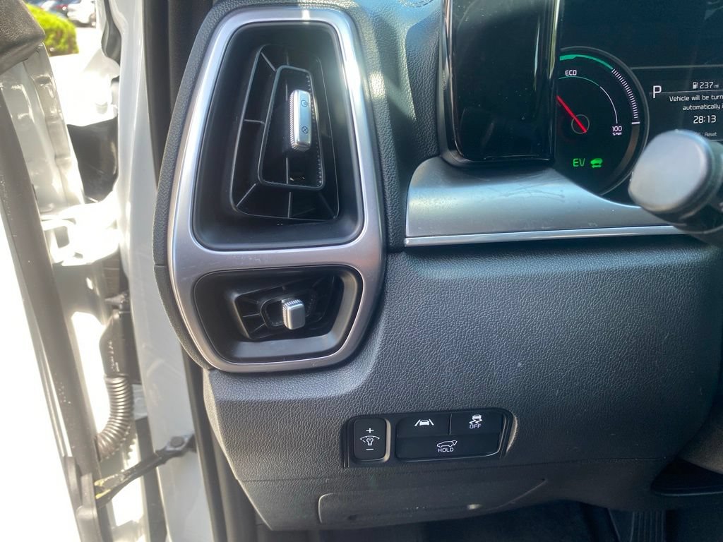 Used 2023 Kia Sorento EX AWD/4WD image 18