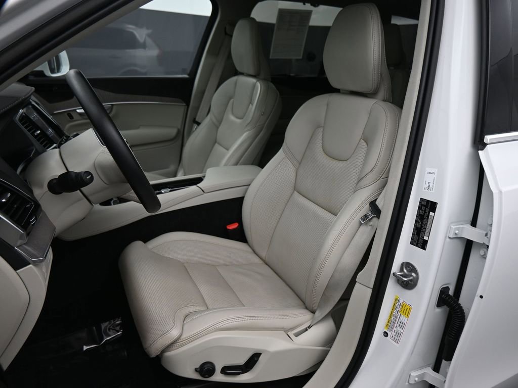 Used 2022 Volvo XC90 T6 Inscription w/ Climate Package image 17