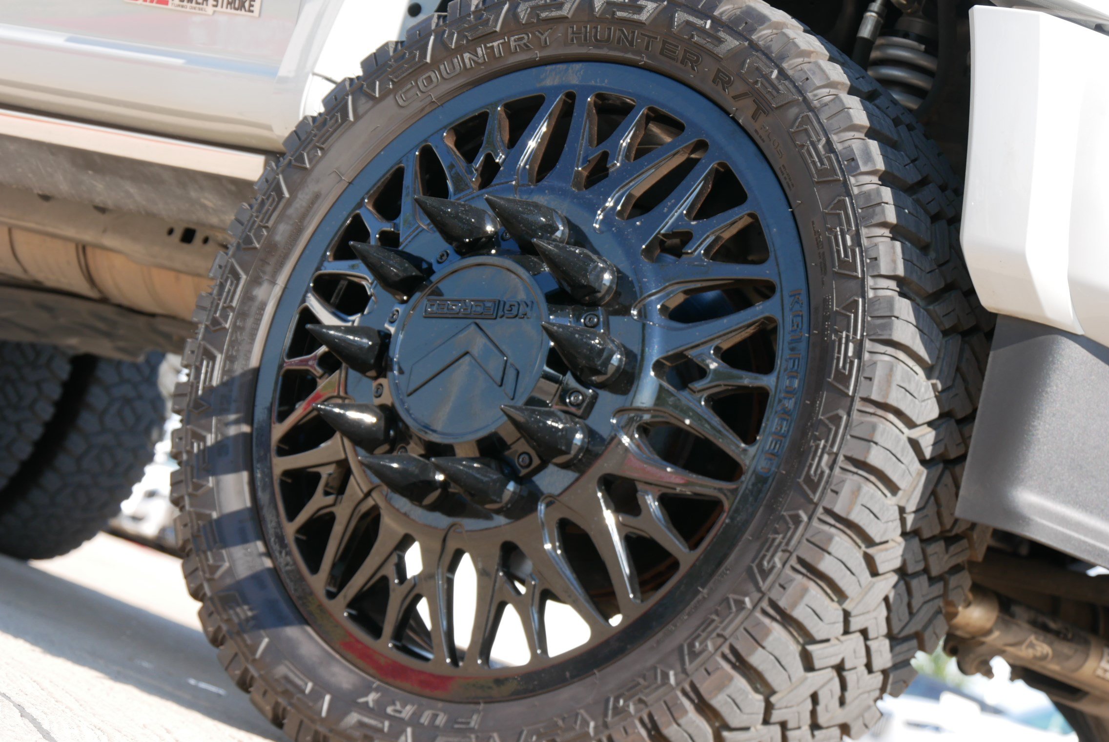Used 2025 Ford F450 Platinum w/ FX4 Off-Road Package AWD/4WD image 10