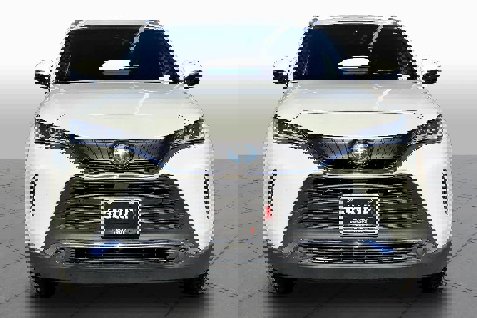 Used 2021 Toyota Venza XLE w/ Softex Package image 4