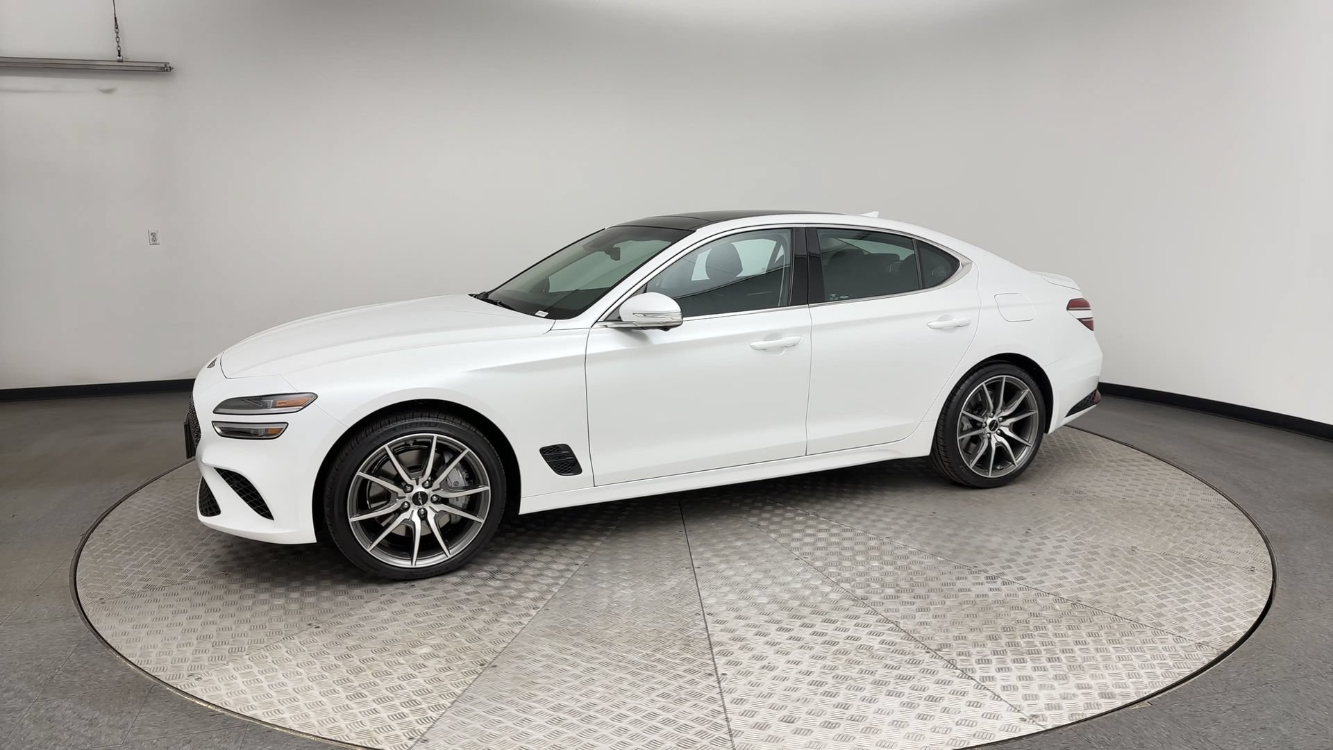 Certified 2026 Genesis G70 2.5T Prestige AWD/4WD image 6