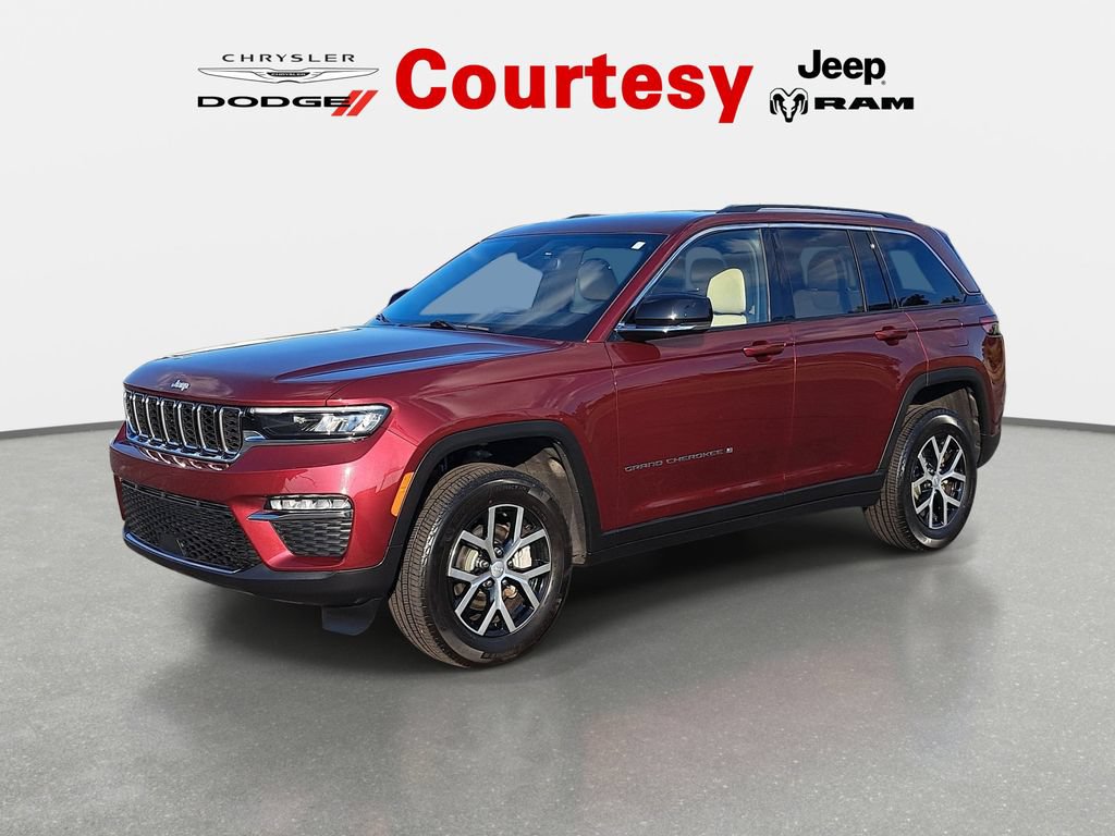 Certified 2023 Jeep Grand Cherokee Limited w/ Trailer Tow Prep Group (B) AWD/4WD image 8