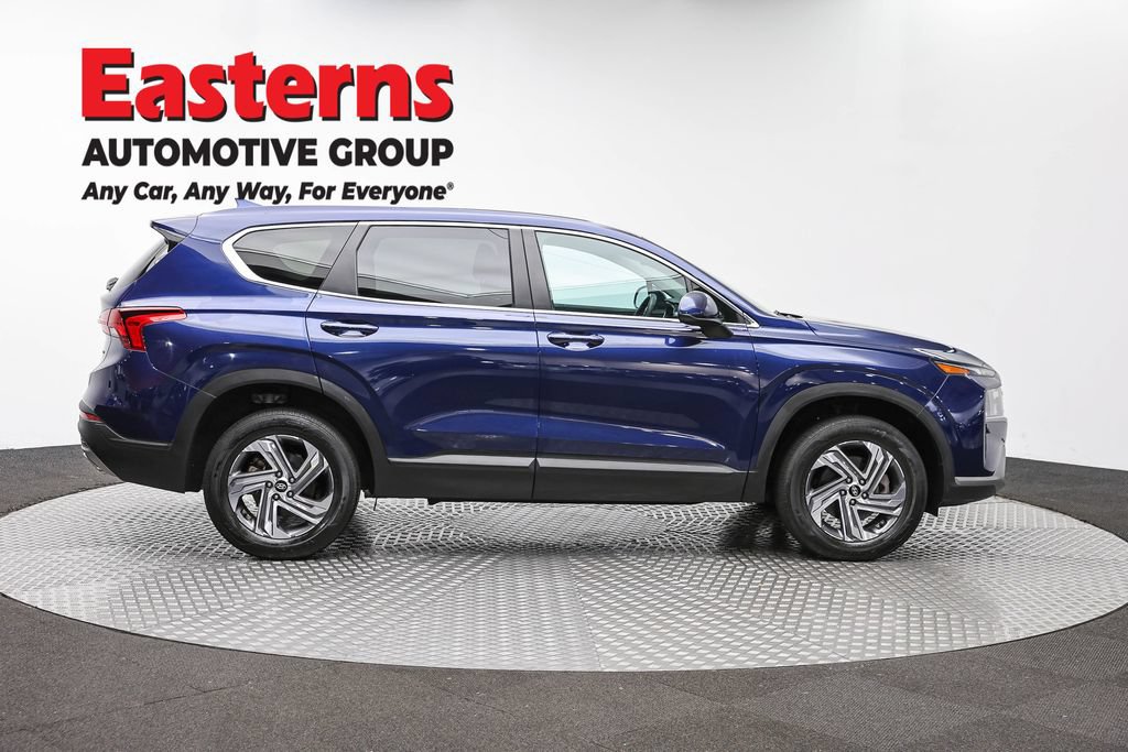 Used 2023 Hyundai Santa Fe SE AWD/4WD image 4