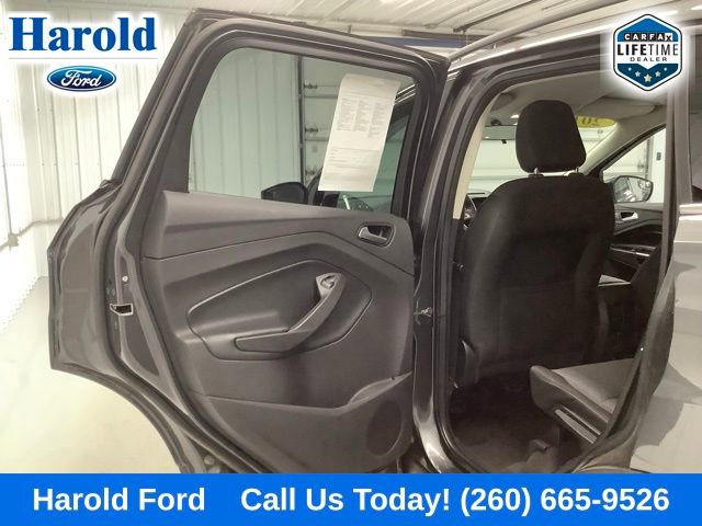 Used 2018 Ford Escape SE w/ SE SYNC Package image 13