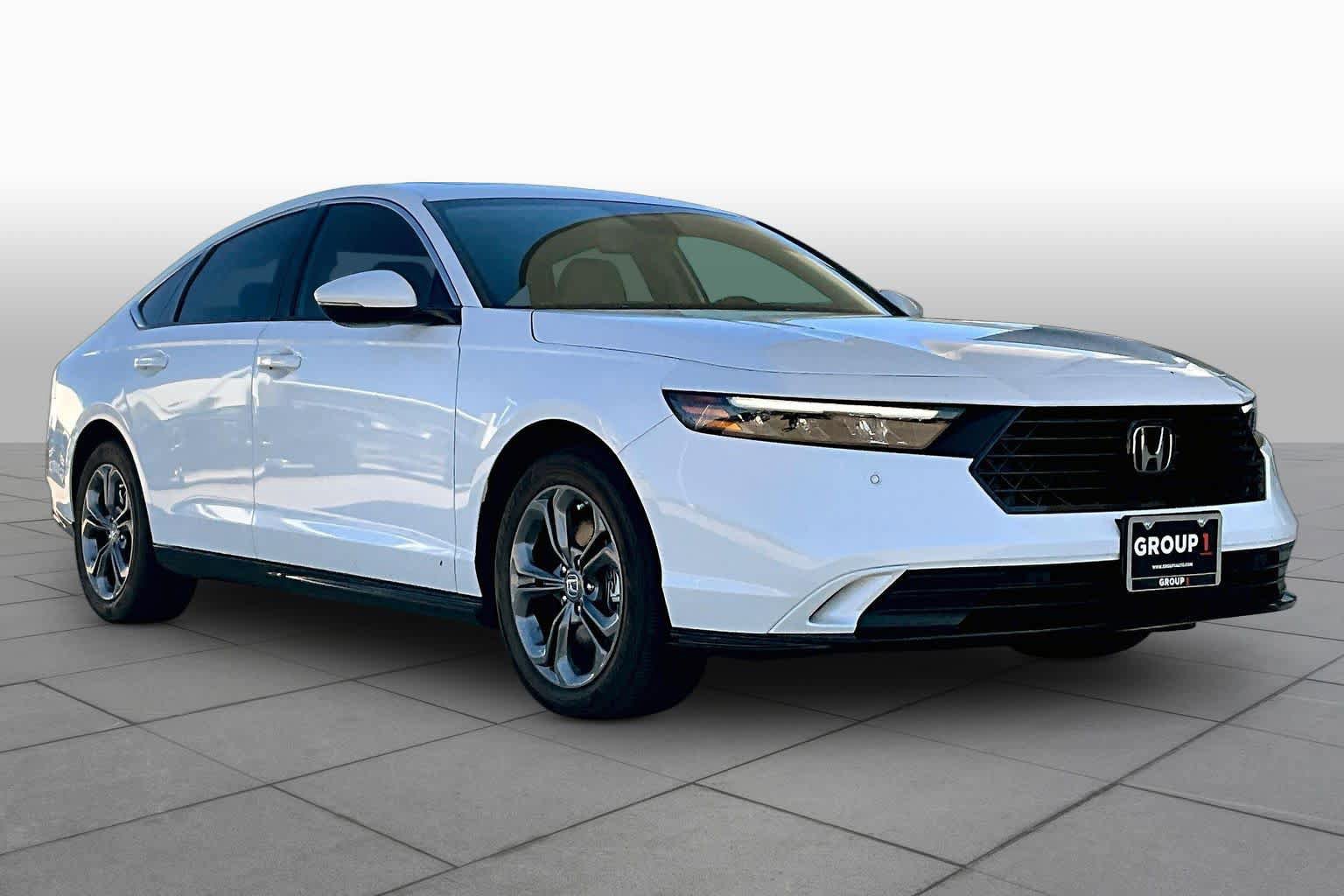 Used 2025 Honda Accord EX-L image 3