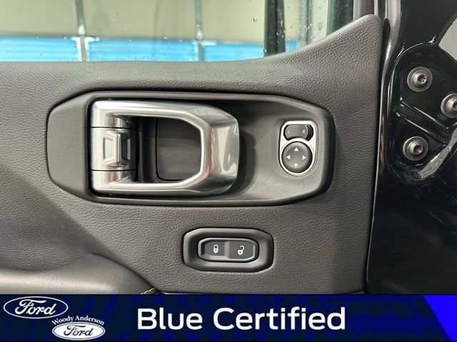 Used 2024 Jeep Wrangler Sahara w/ Technology Group image 21