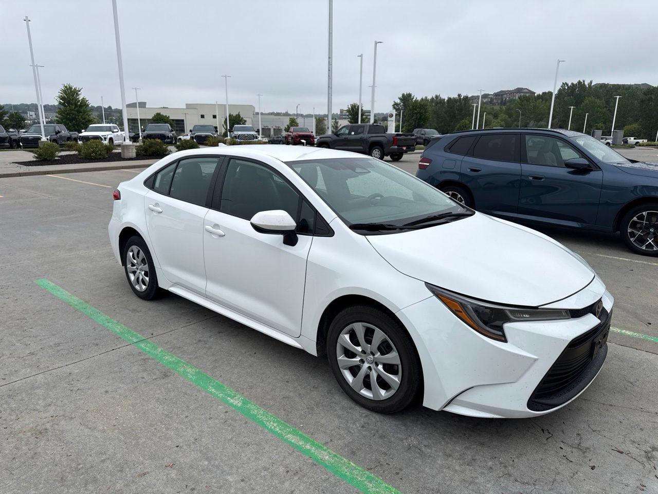 Used 2024 Toyota Corolla LE FWD image 8