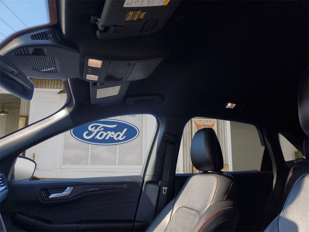 Certified 2023 Ford Escape ST-Line Elite w/ Premium Technology Package image 28