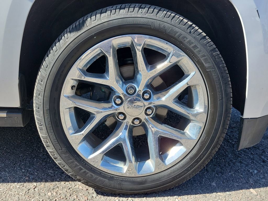 Used 2020 GMC Yukon Denali w/ Denali Premium Package image 17