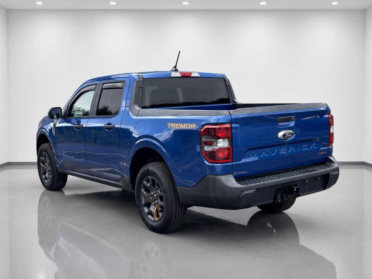 Used 2024 Ford Maverick Tremor w/ Tremor Off-Road Package AWD/4WD image 3