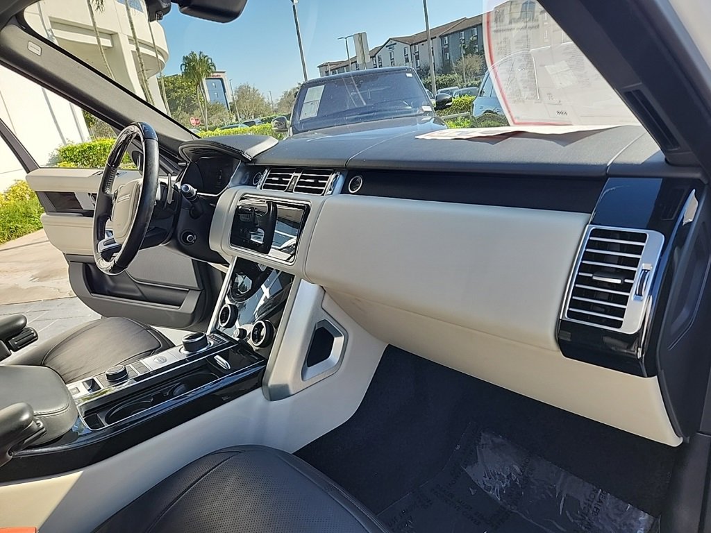 Used 2022 Land Rover Range Rover P525 Westminster Edition image 25