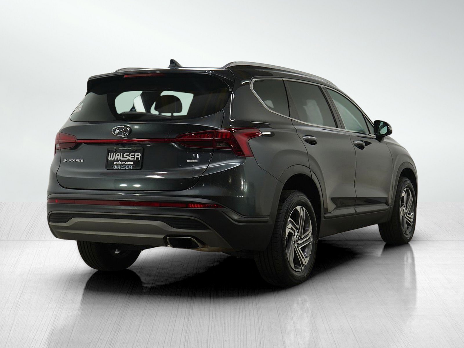Used 2023 Hyundai Santa Fe SEL image 5