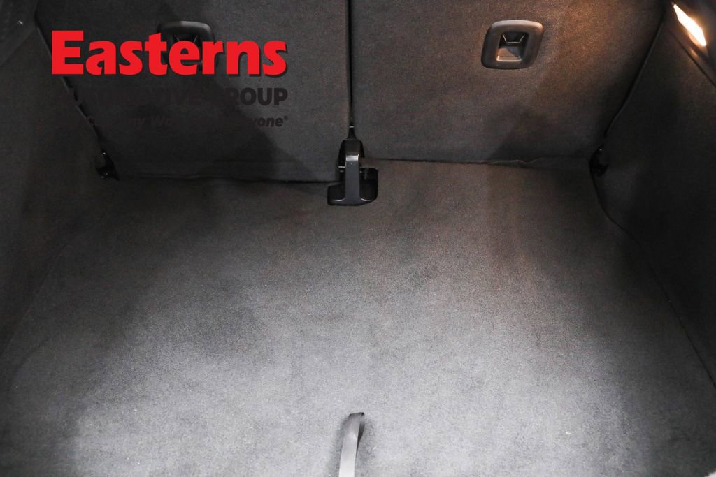 Used 2018 Volkswagen Beetle 2.0T S image 9