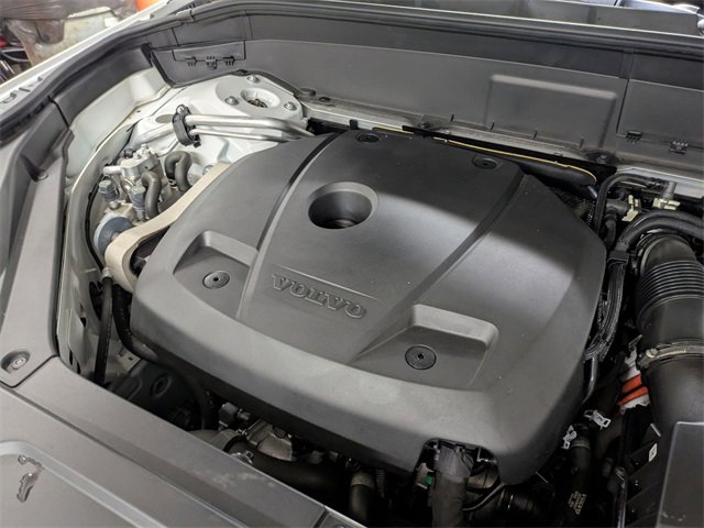 Certified 2024 Volvo XC90 T8 Plus image 33