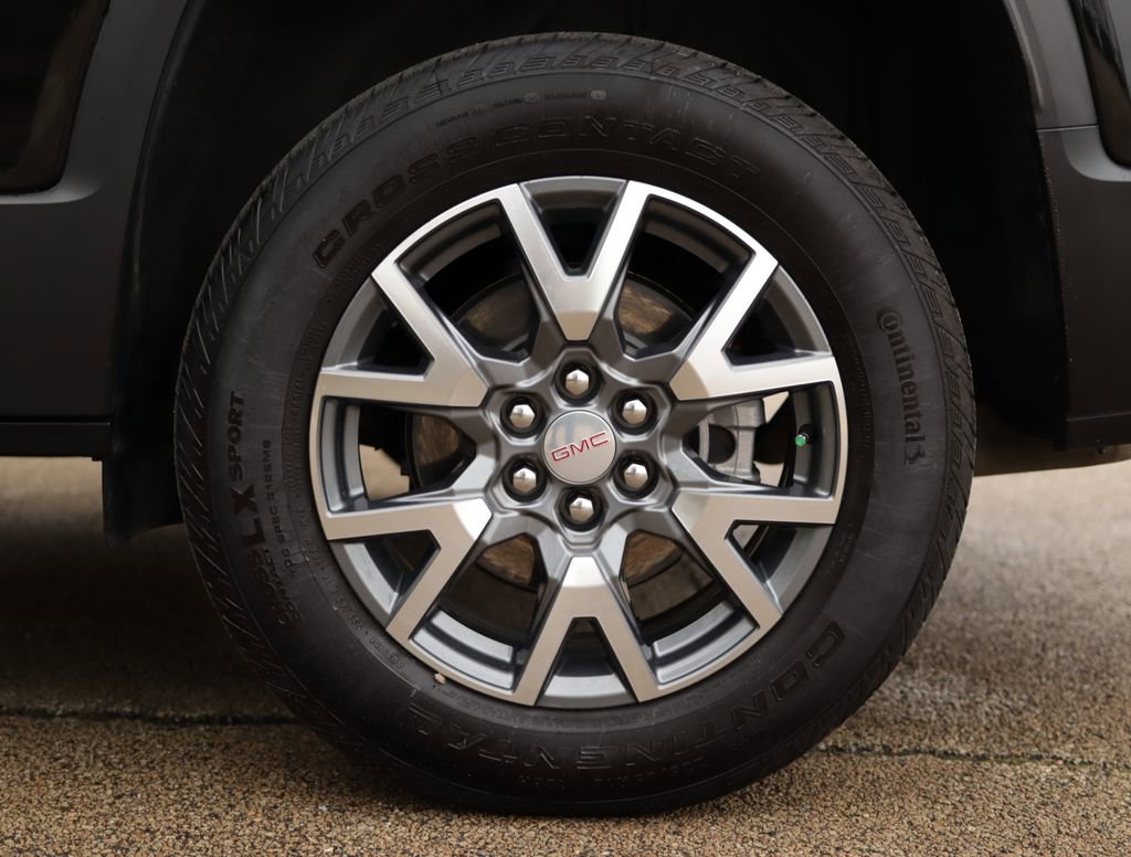 Used 2023 GMC Acadia SLT image 41