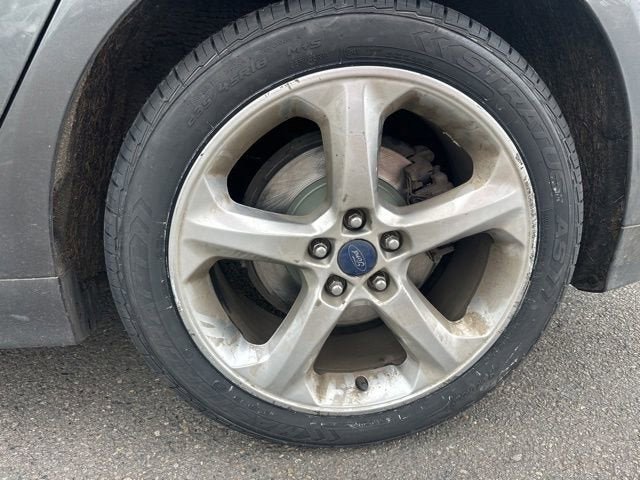 Used 2016 Ford Fusion SE FWD image 4