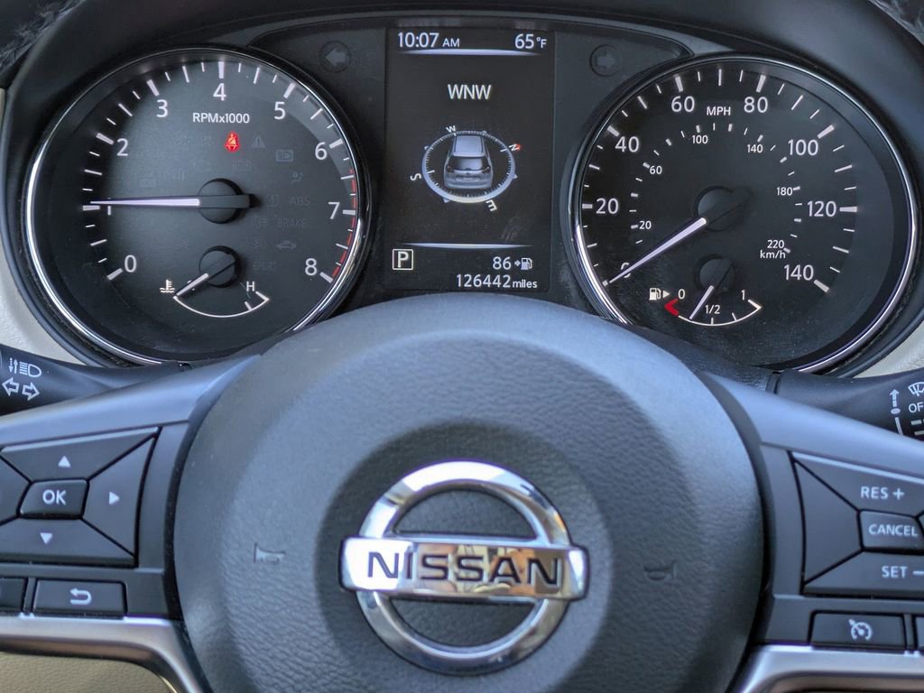 Used 2017 Nissan Rogue SL FWD image 29