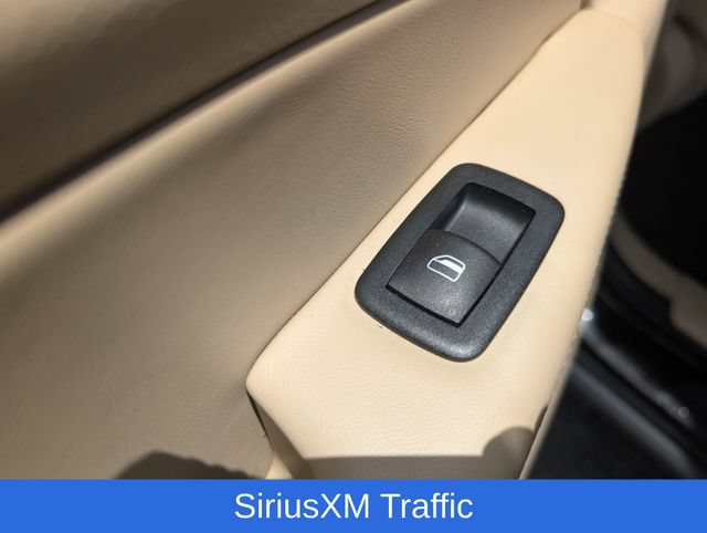 Used 2017 Jeep Grand Cherokee Limited w/ Luxury Group II AWD/4WD image 12