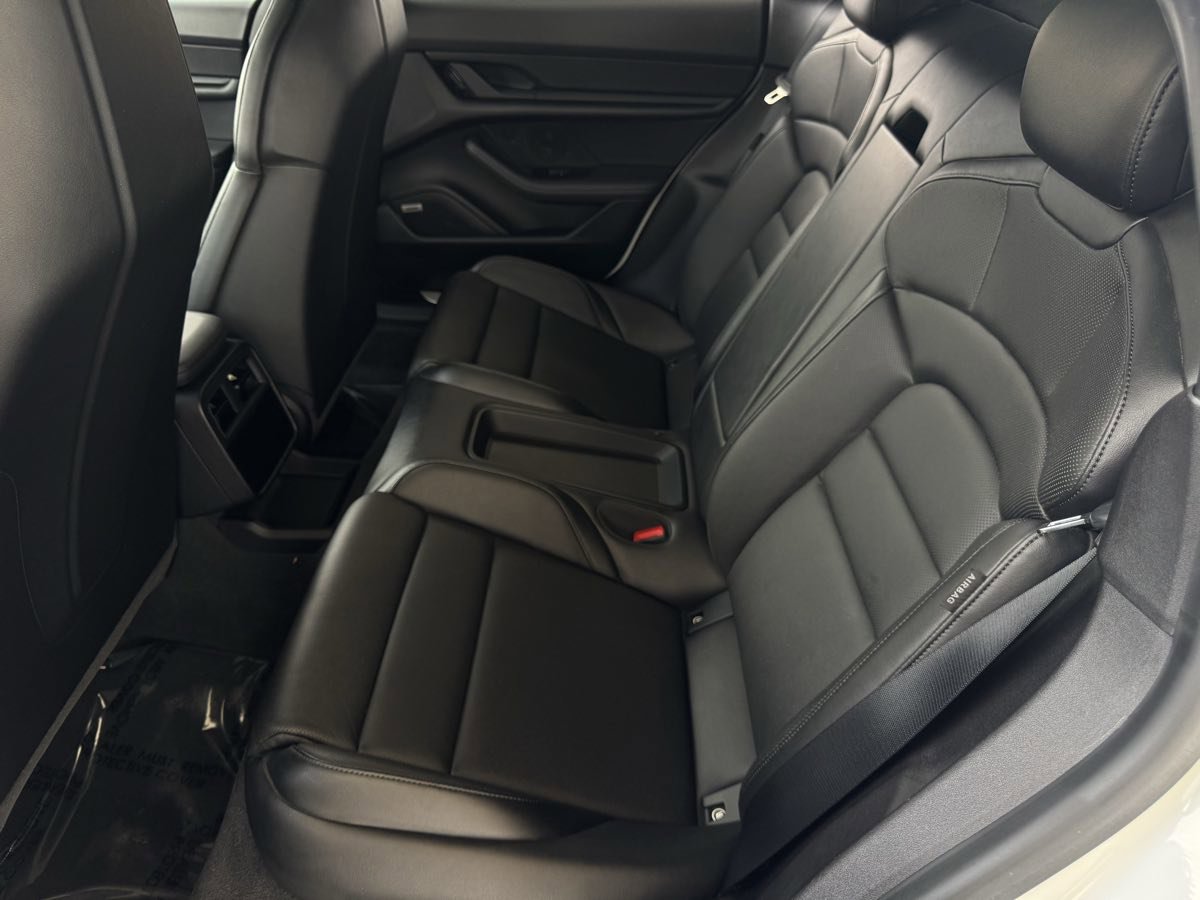 Used 2020 Porsche Taycan 4S AWD/4WD image 19