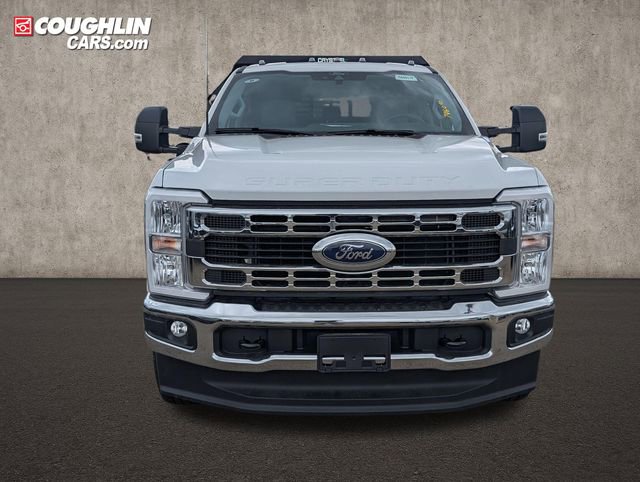 New 2026 Ford F350 XL w/ XL Chrome Package AWD/4WD image 2