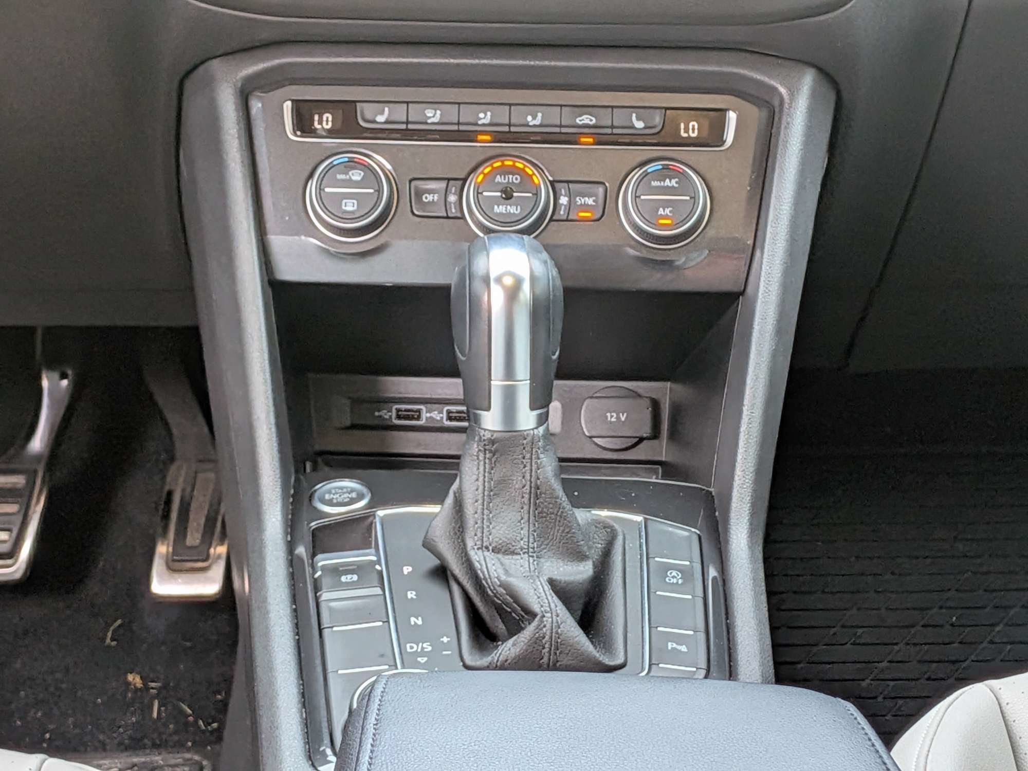 Used 2019 Volkswagen Tiguan SEL R-Line AWD/4WD image 20